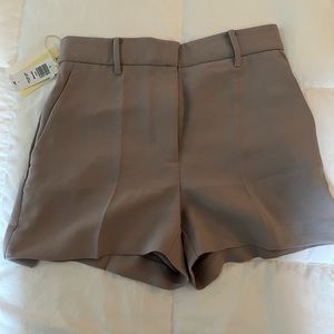 Wilfred Anthem Shorts- Gull Grey